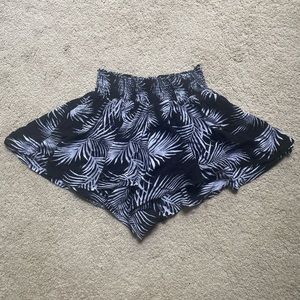 🌴 Forever 21 Skort Shorts
